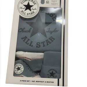 Converse‎ Baby Boys' Short Sleeve Bodysuit with Hat & Bootie Set - Blue 3-6M